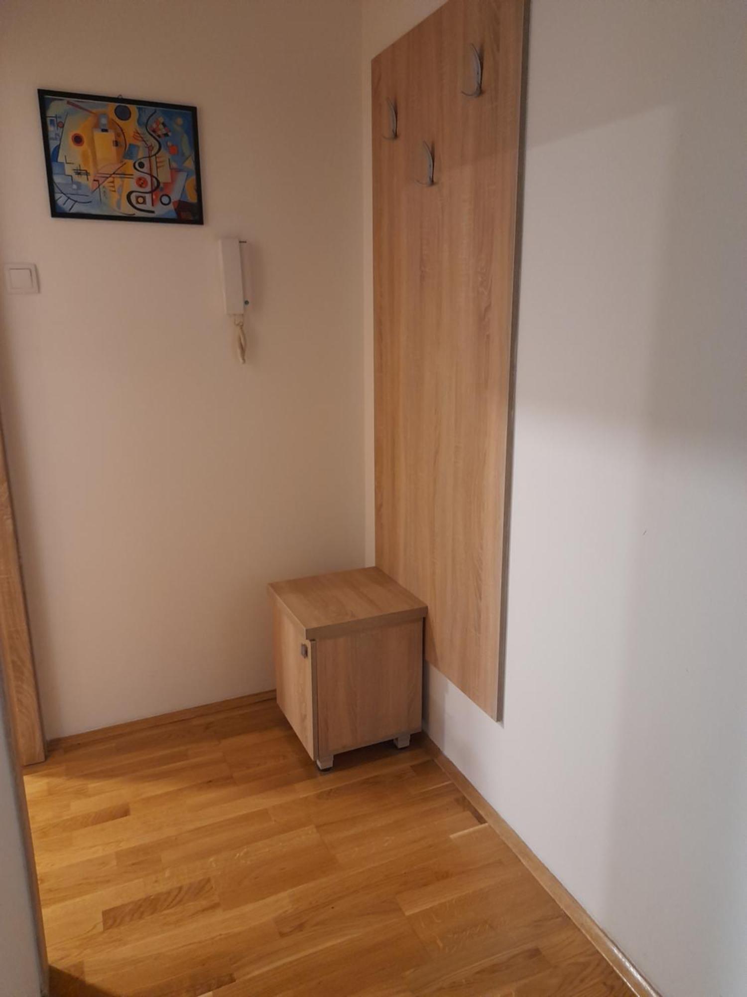 Ogi Apartman Appartement Podgorica Buitenkant foto